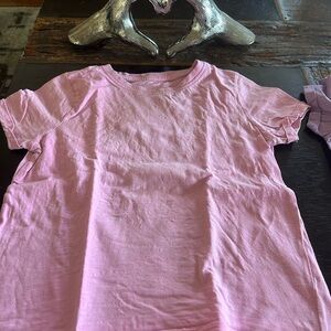 Primark Light Pink Kids Short Sleeve Tee (detail on sleeve)